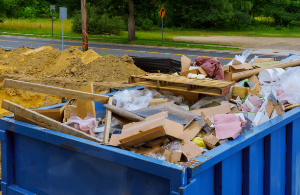 Best Yard Waste Removal  in Shakopee, MN